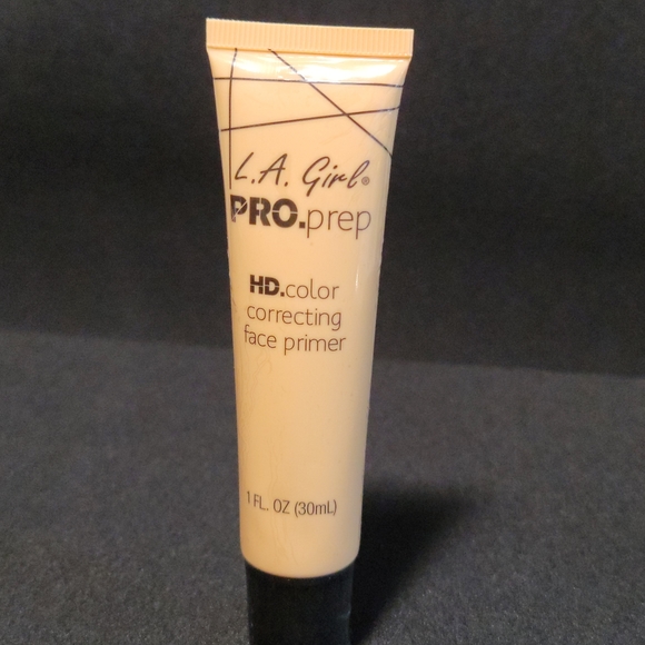 š·3/$15 L.A. Girl Pro.prep correcting primer (GFP911 YELLOW) -Corrects Du - Picture 3 of 7